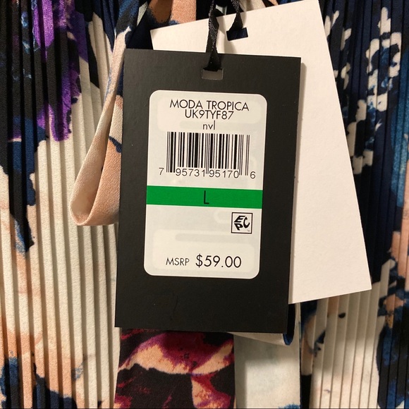 DKNY Floral Tie-Neck Pleated Top - Picture 7 of 7